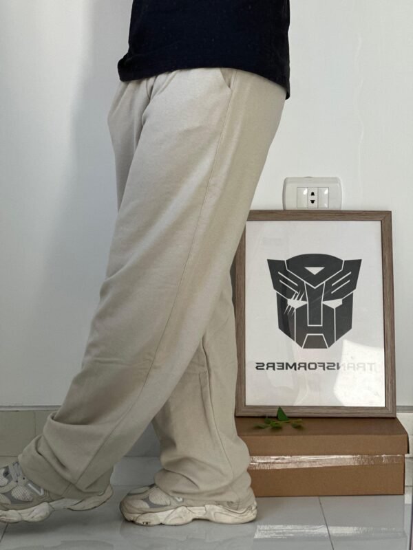 Loose Sweatpants - Image 11